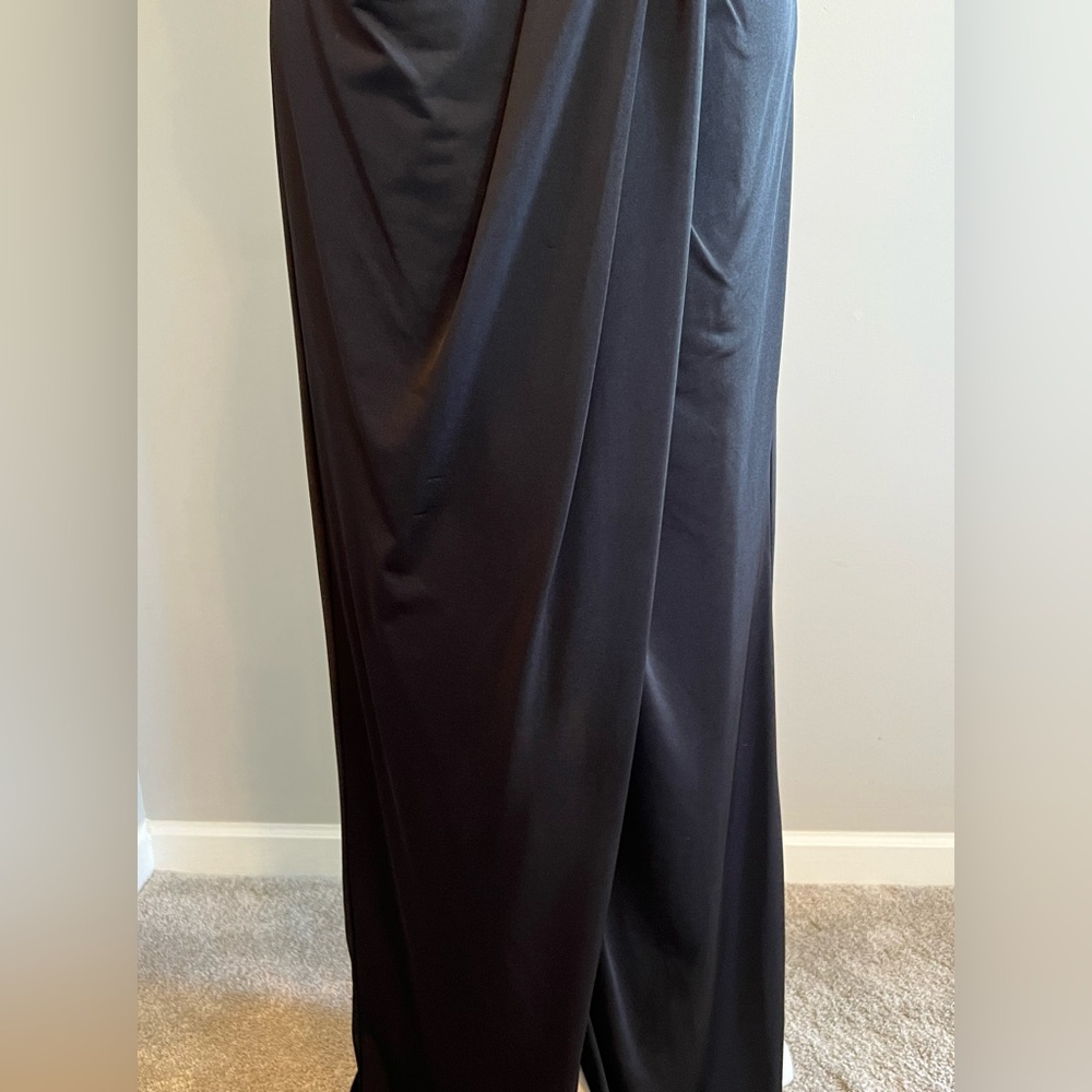 Adrianna Papell Evening Black One Shoulder Column Gown - Picture 5 of 8